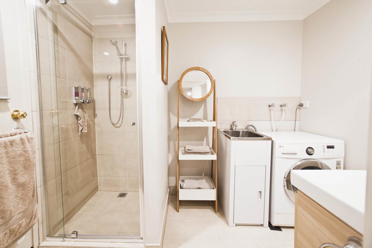Shasta Place Apartment ภูเขาแทมโบรีน ภายนอก รูปภาพ